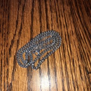 E Chain Urban Outfitters